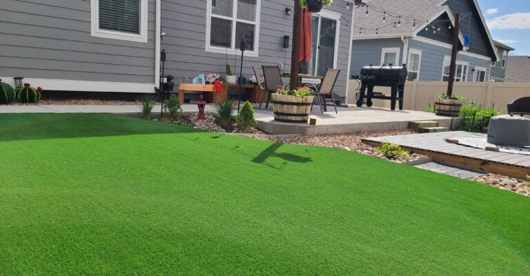 How to choose Artificial Grass for a lawn?